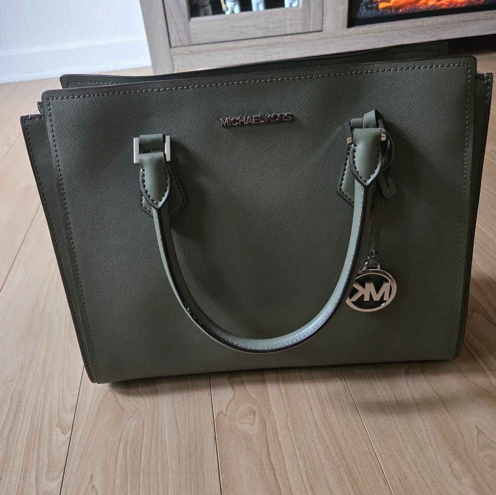 NEW  Sheila Medium Faux Saffiano Leather Satchel